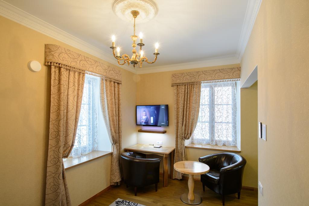 Georgi Hotell Võru Habitación foto