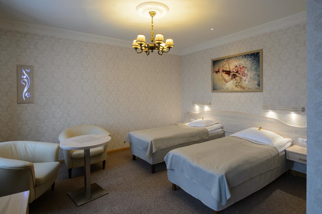 Georgi Hotell Võru Habitación foto