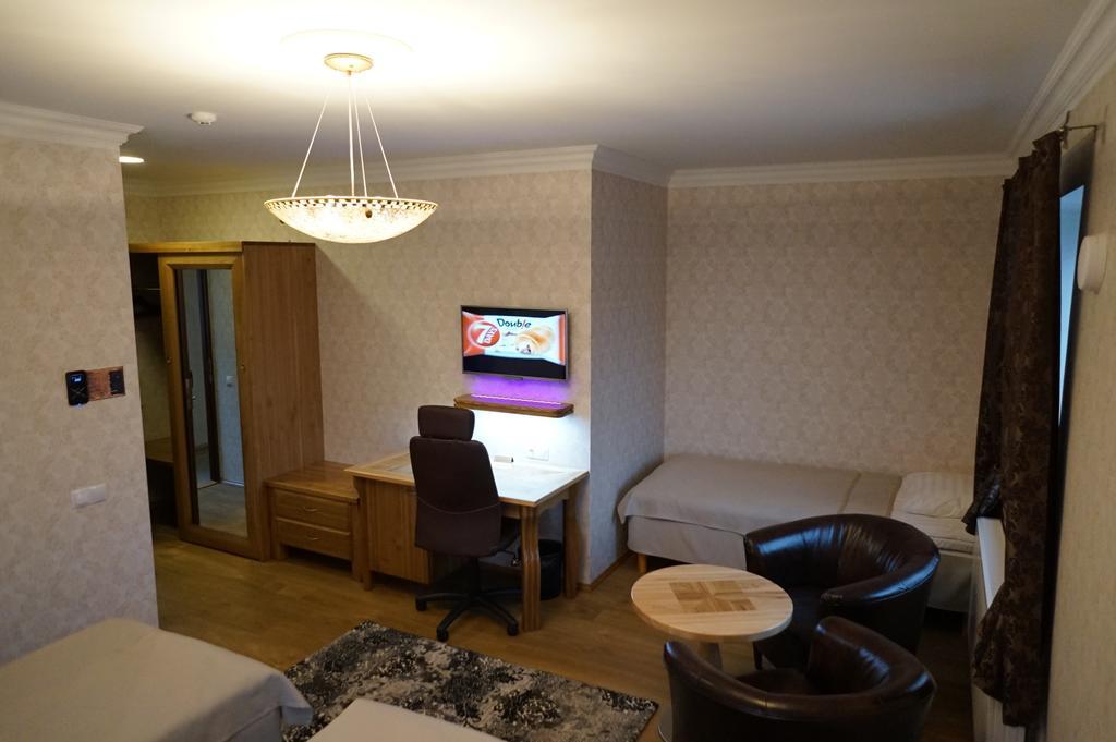 Georgi Hotell Võru Habitación foto